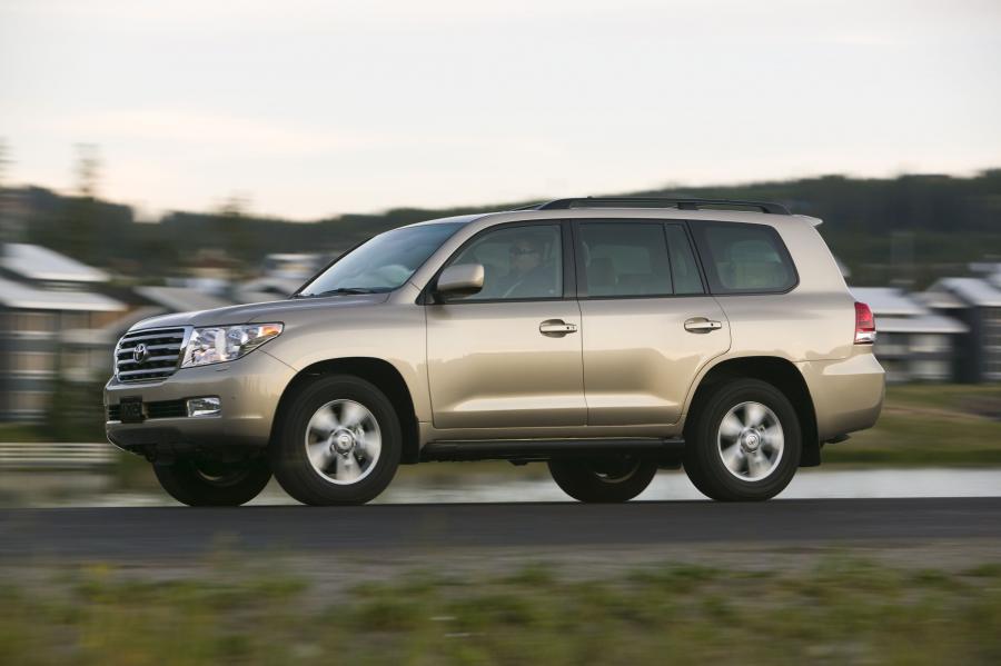  Toyota Land Cruiser 200 2009 года  (фото 35 из 83)